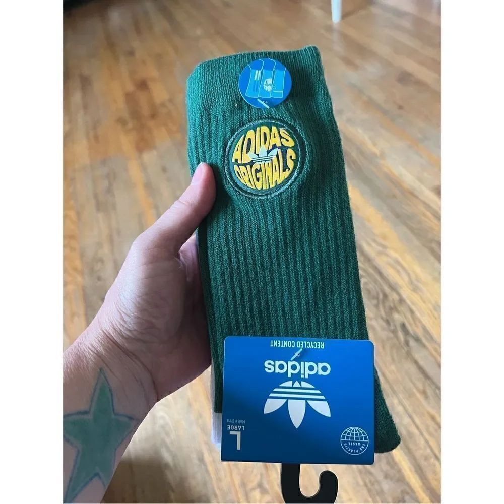 1 LEFT! Adidas Crew Socks Soecial Edition 3pk